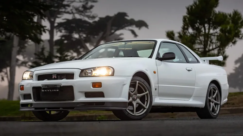 Ovaj ultra-rijetki Nissan Skyline GT-R iz 1999. je sada na aukciji